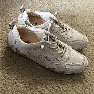 Women's DBECK Beige Suede SUNDAY STROLL Walking COMFORT Shoes SNEAKERS SZ 39